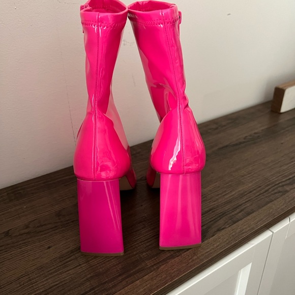 Steve Madden Hot Pink Heeled Boots - Picture 2 of 8